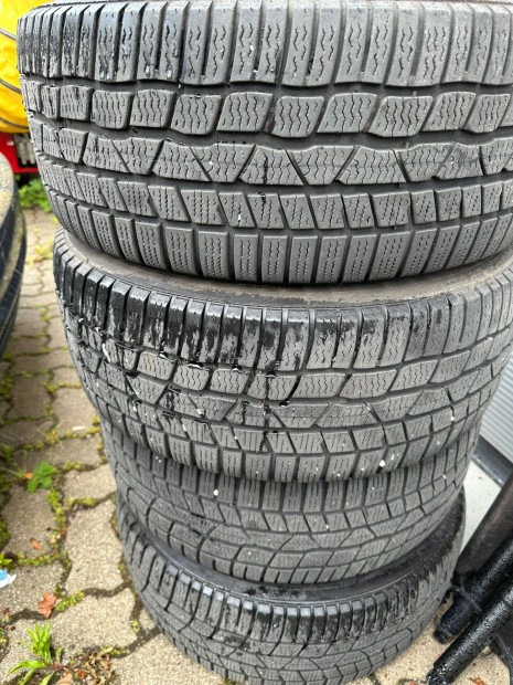 225/40R18 92V Continental tli gumi [4db]